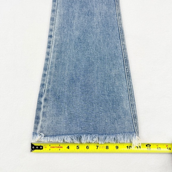 Flying Monkey Women's Distressed Flare Leg Stretch Blue Jeans Sz 27 Raw Hem NWT - Picture 10 of 10